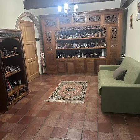 Tarsia Apartment